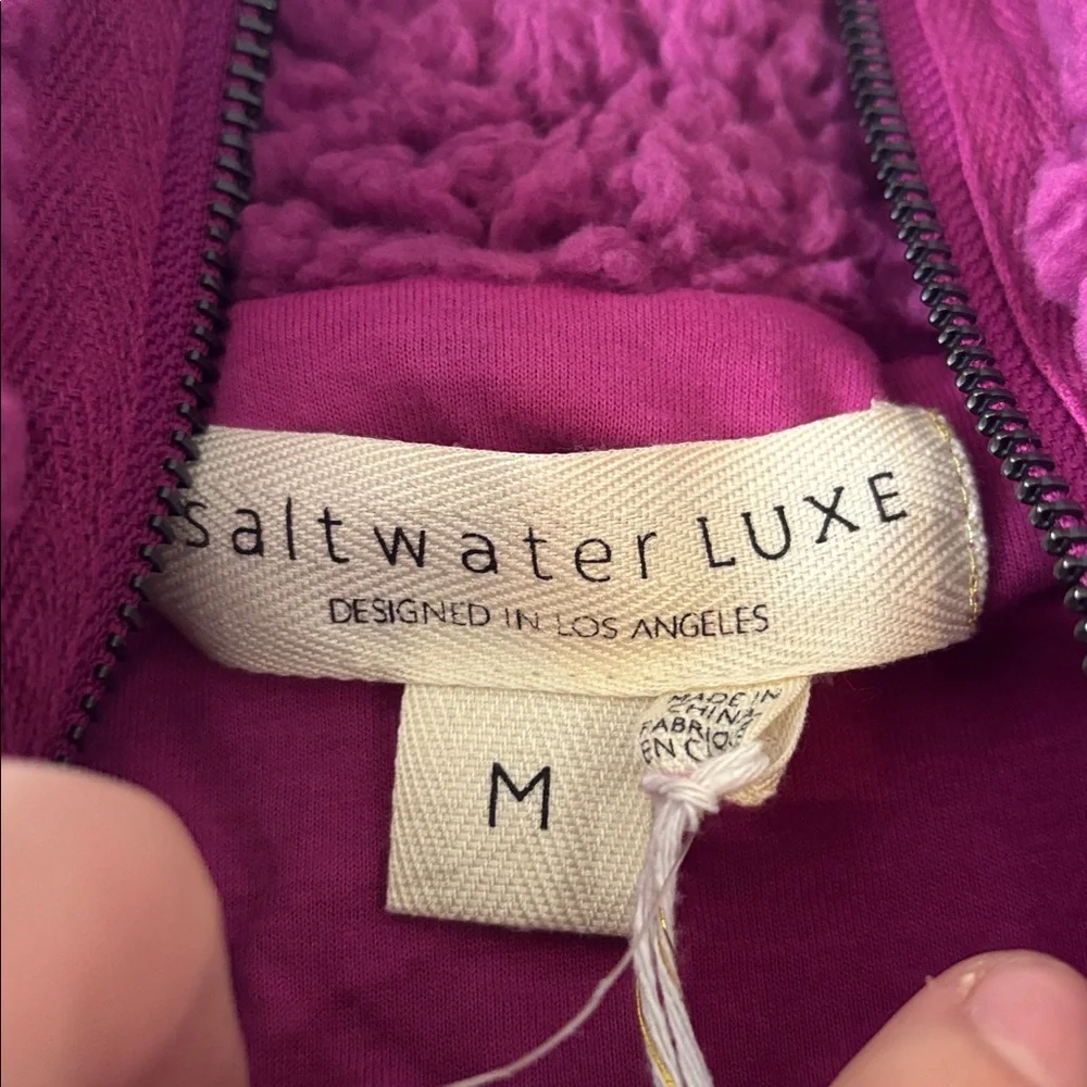 NEW SALTWATER LUXE Everest Pullover Berry Purple Sherpa Size Medium - Picture 5 of 5